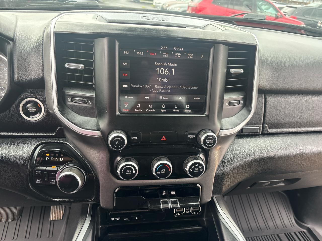 RAM 1500 Big Horn/Lone Star 4x4 Crew Cab 5'7" Box 2019