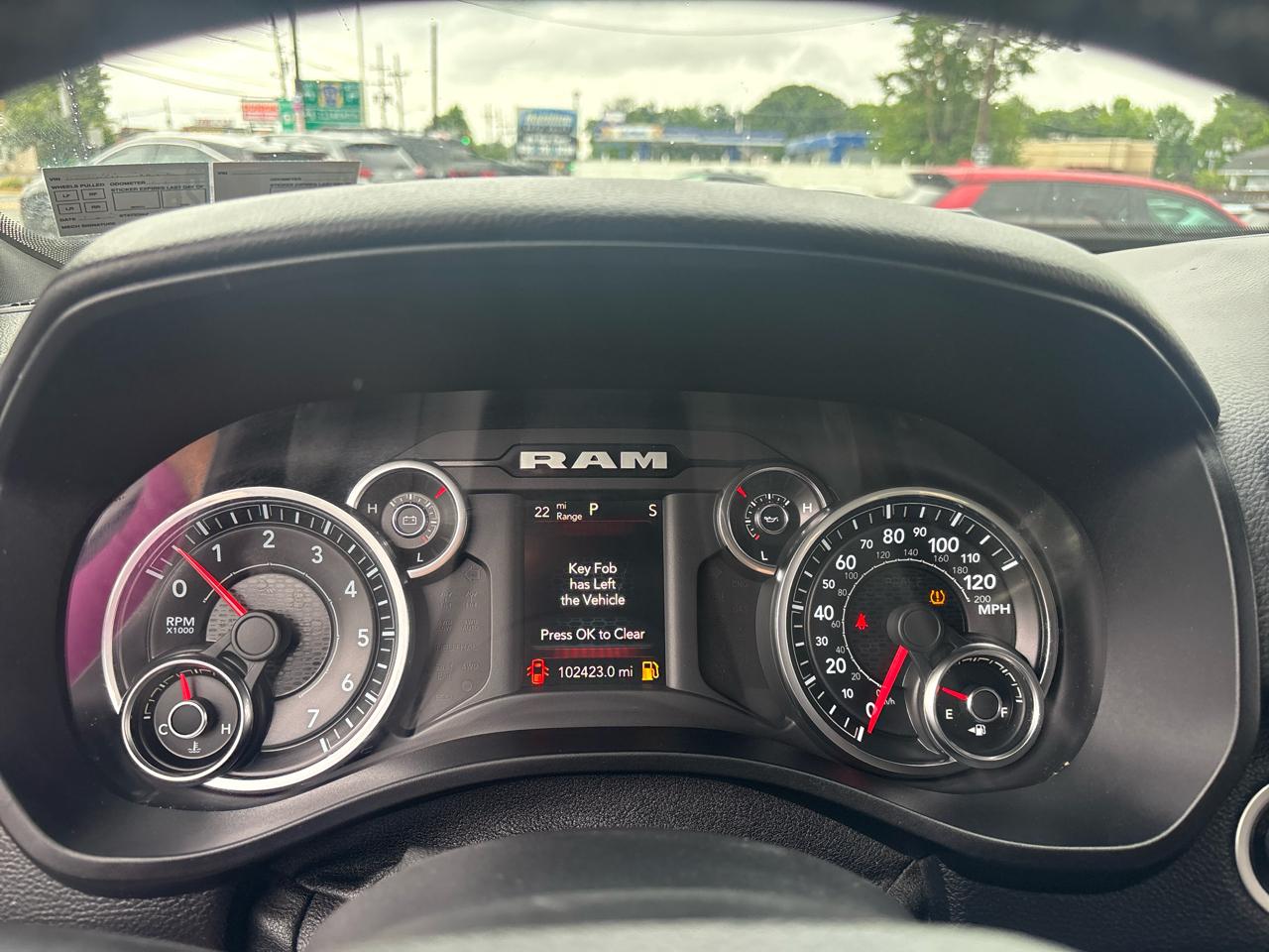 RAM 1500 Big Horn/Lone Star 4x4 Crew Cab 5'7" Box 2019