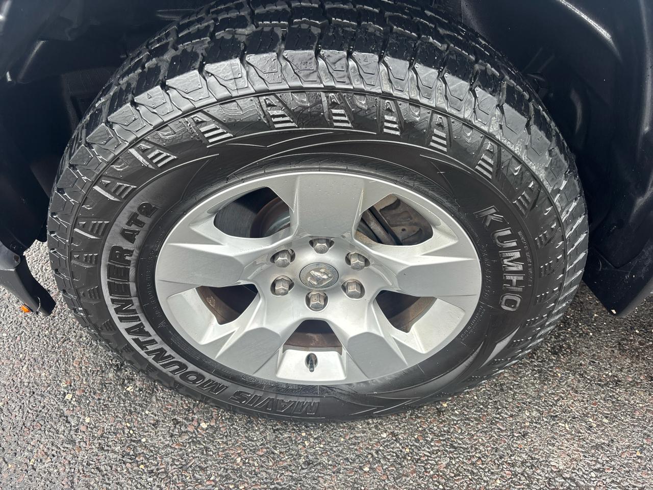 RAM 1500 Big Horn/Lone Star 4x4 Crew Cab 5'7" Box 2019