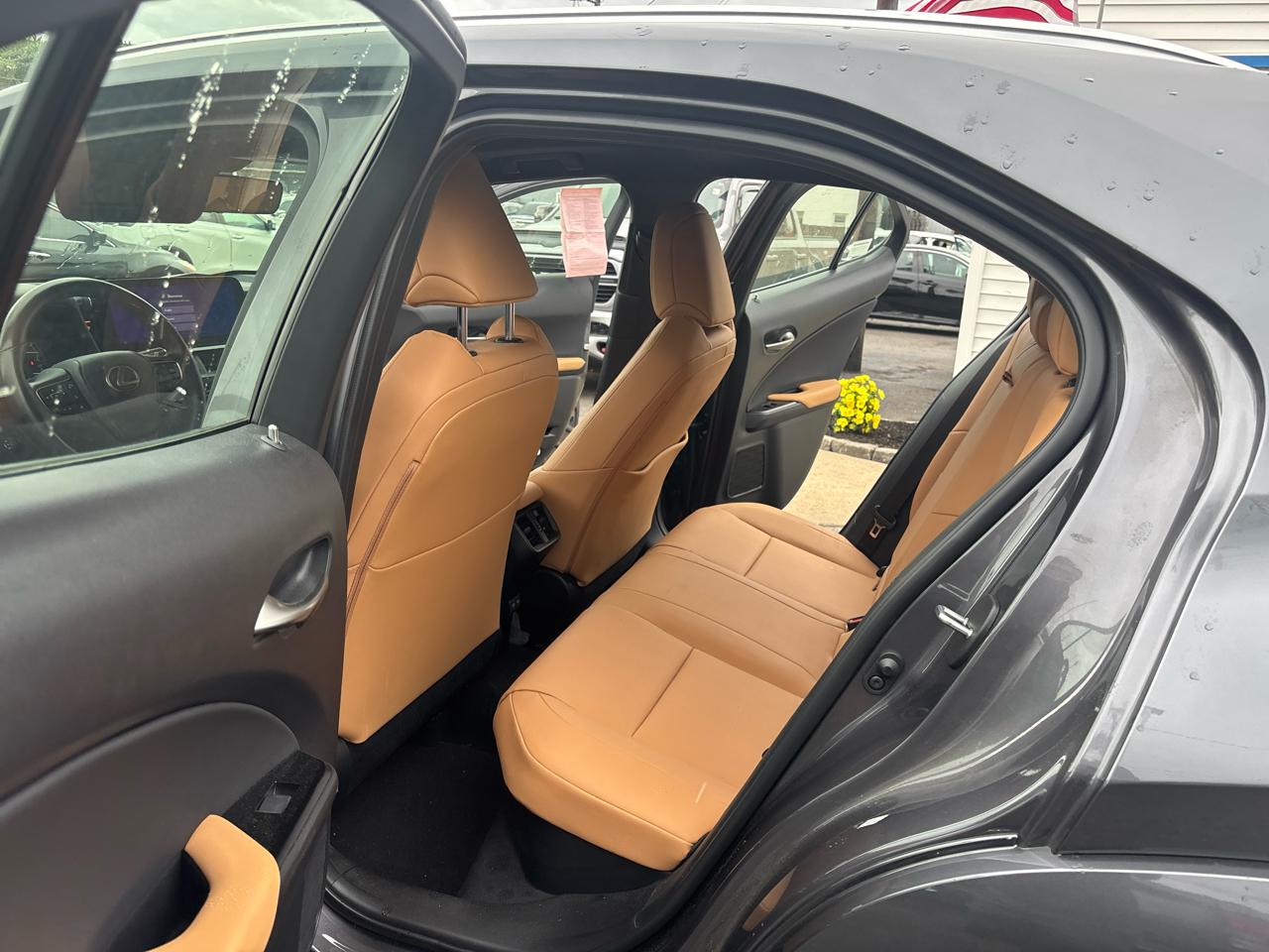 Lexus UX UX 250h Premium AWD 2023