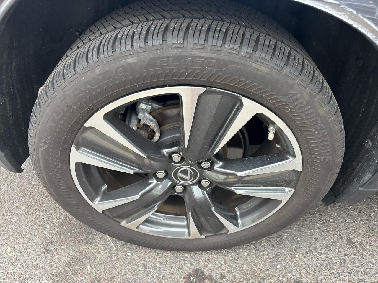 Lexus UX UX 250h Premium AWD 2023