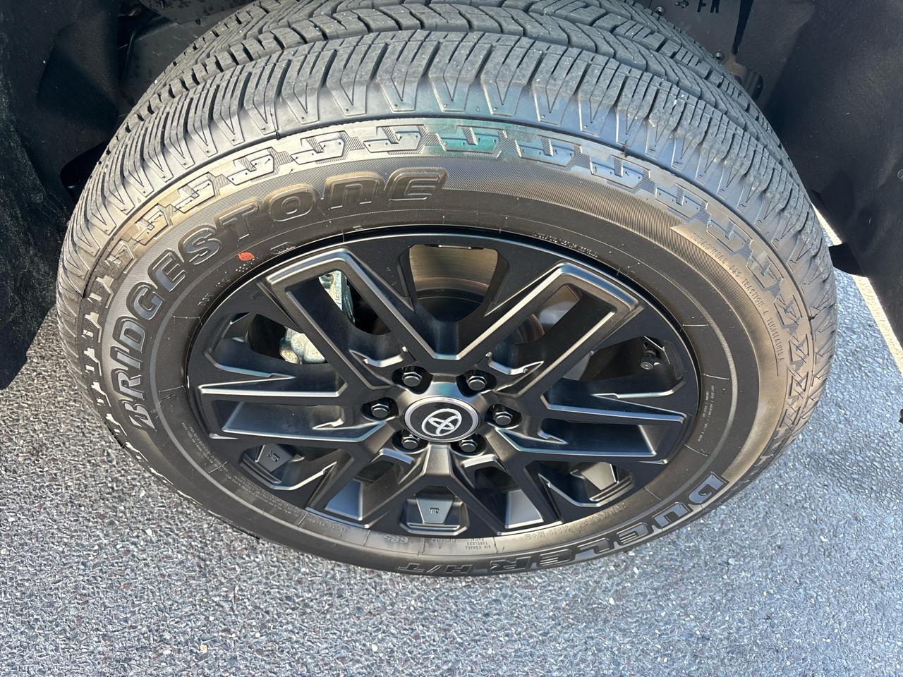 Toyota Tundra 4WD 1794 Edition Hybrid CrewMax 5.5' Bed (Natl) 2026