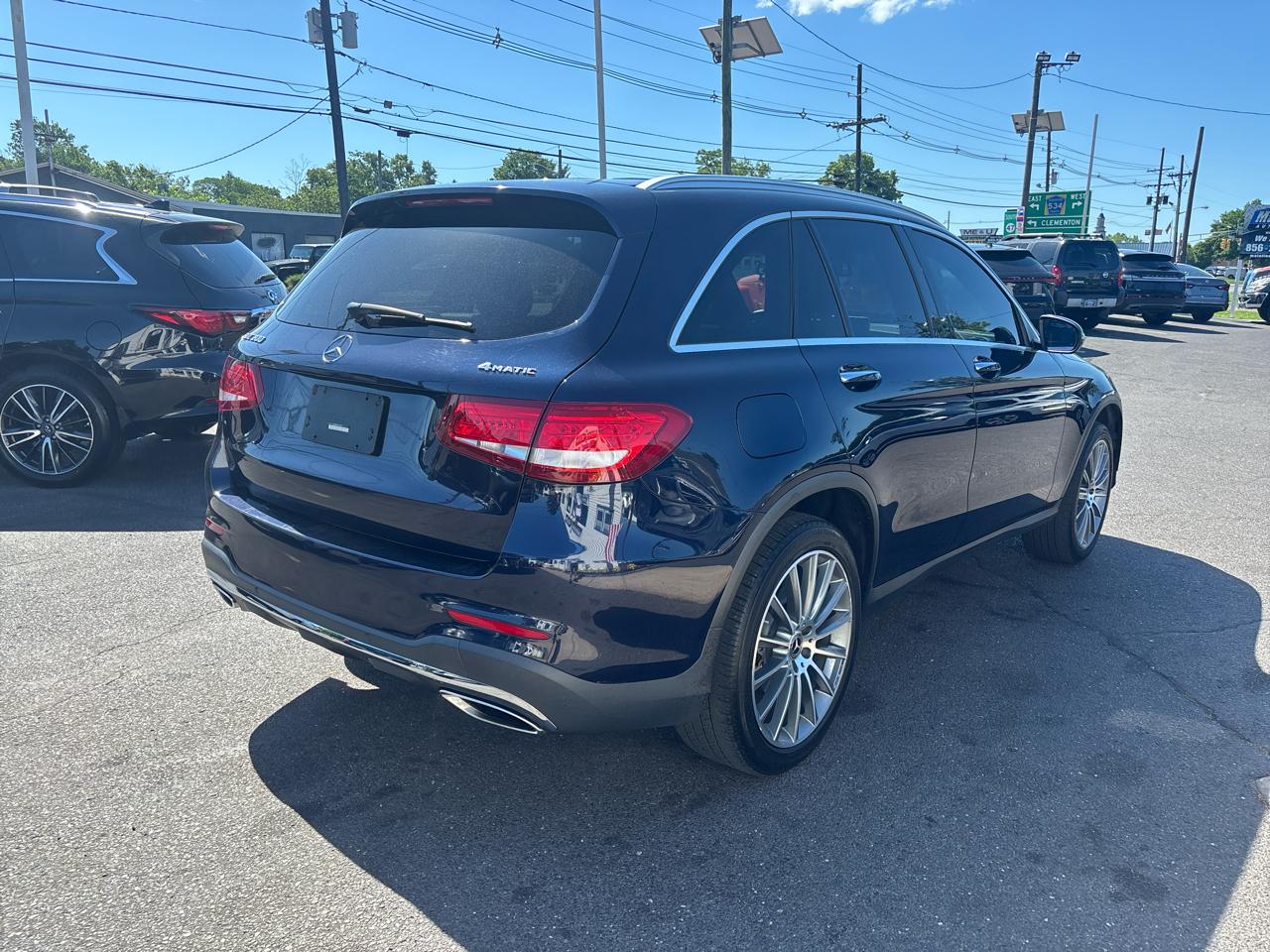 Mercedes-Benz GLC GLC 300 4MATIC SUV 2018