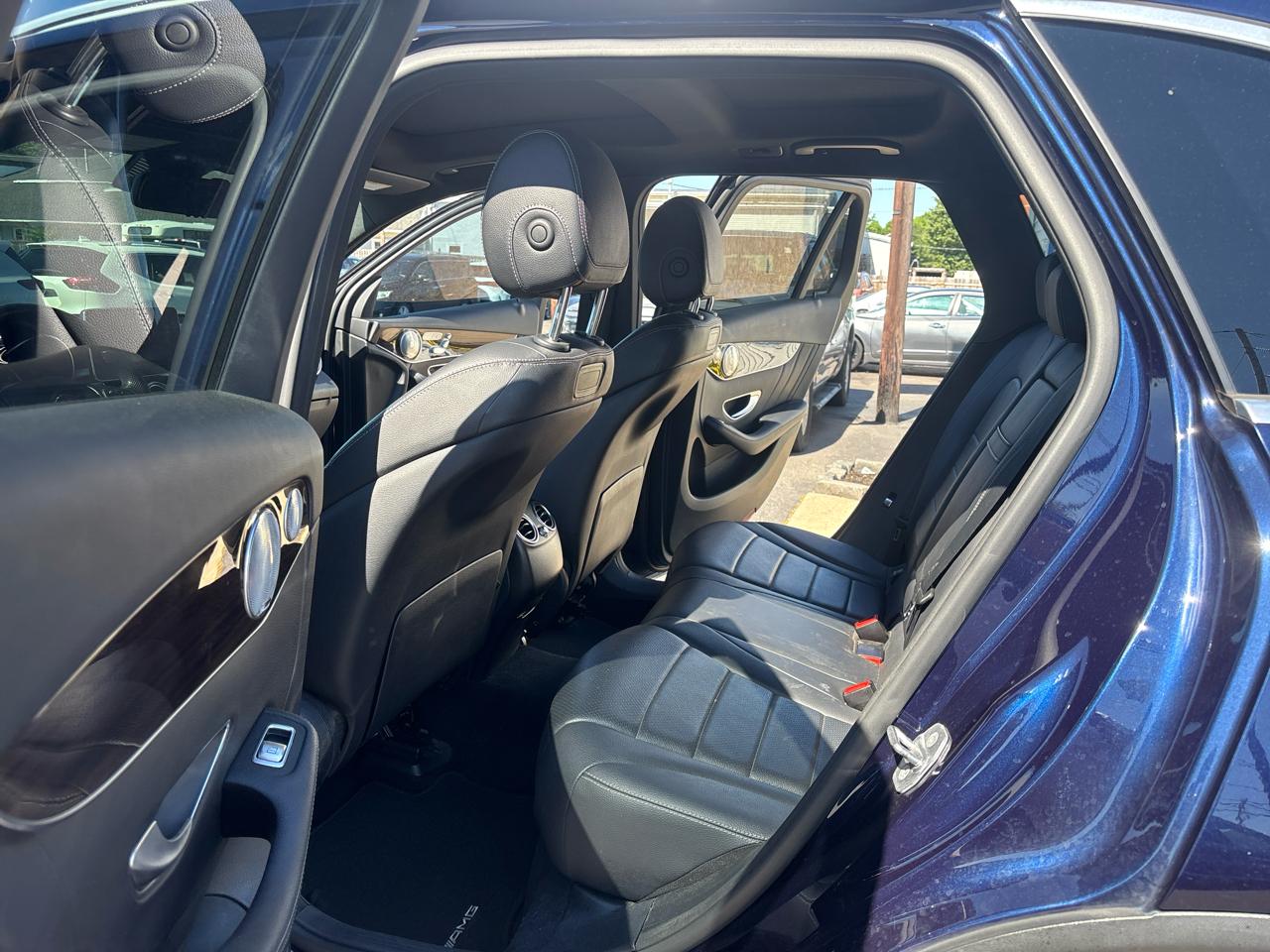 Mercedes-Benz GLC GLC 300 4MATIC SUV 2018