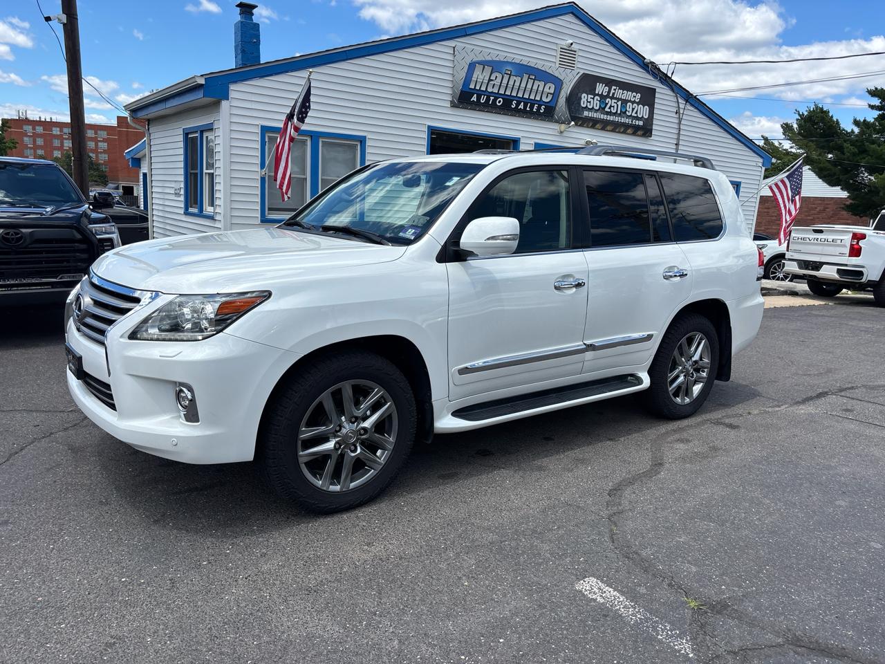 Lexus LX 570 4WD 4dr 2015