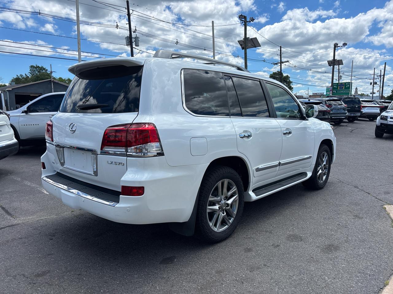 Lexus LX 570 4WD 4dr 2015