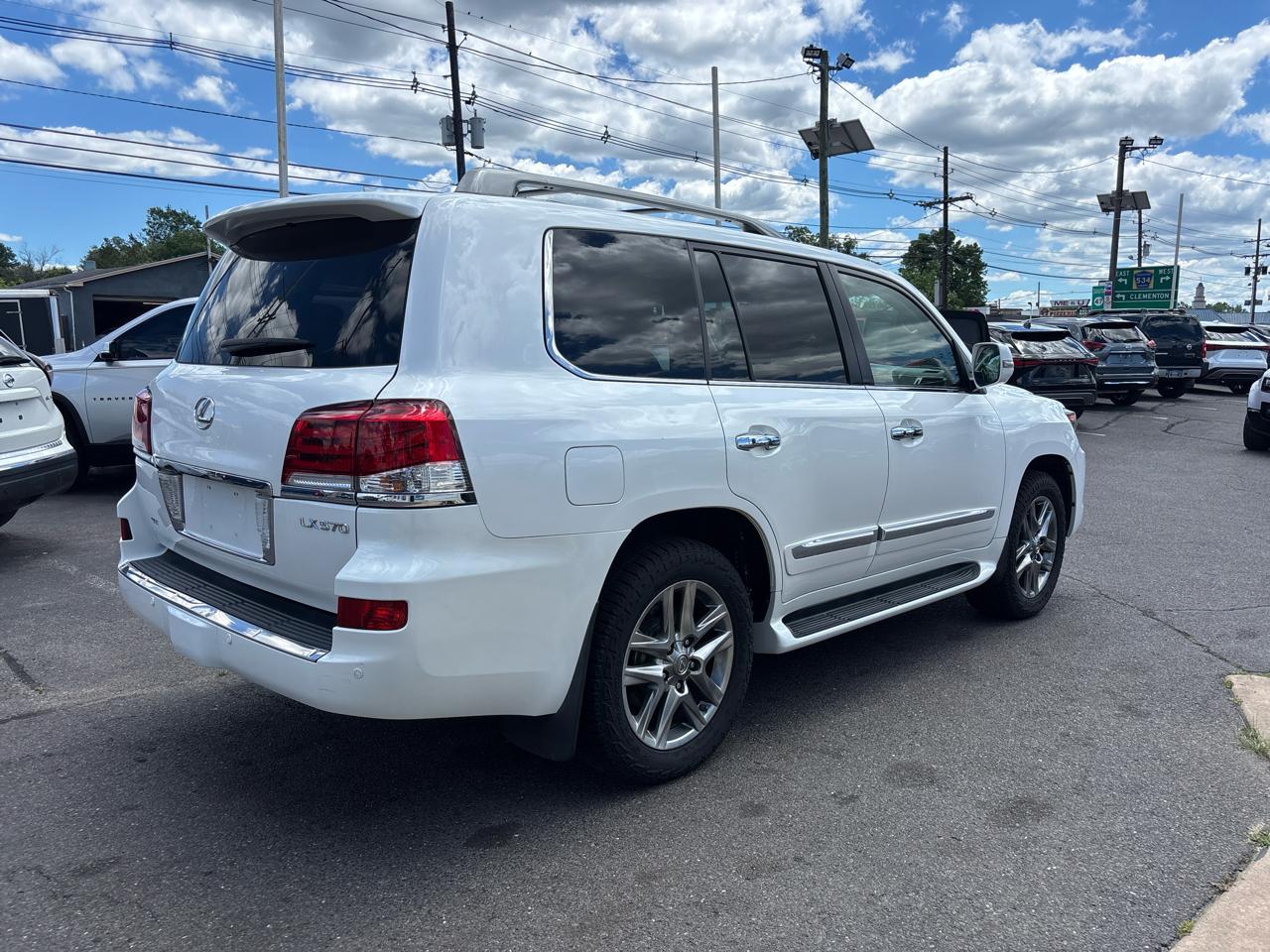 Lexus LX 570 4WD 4dr 2015