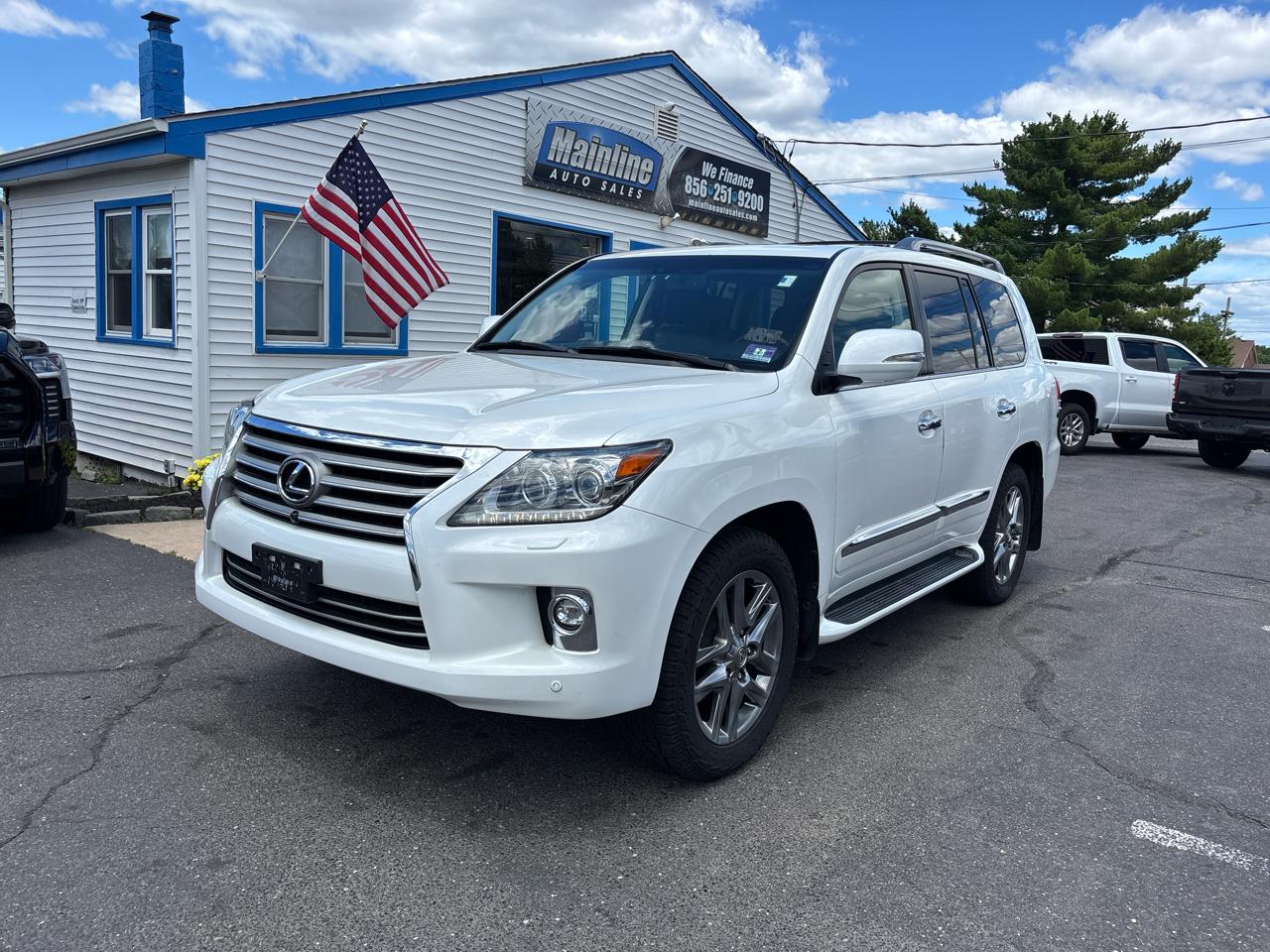 Lexus LX 570 4WD 4dr 2015