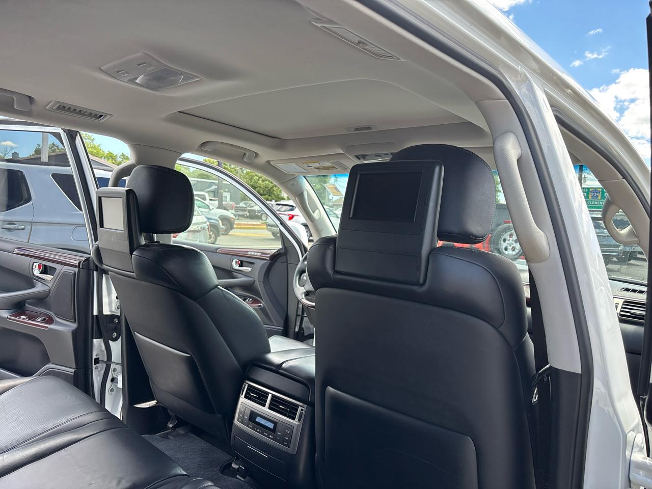 Lexus LX 570 4WD 4dr 2015