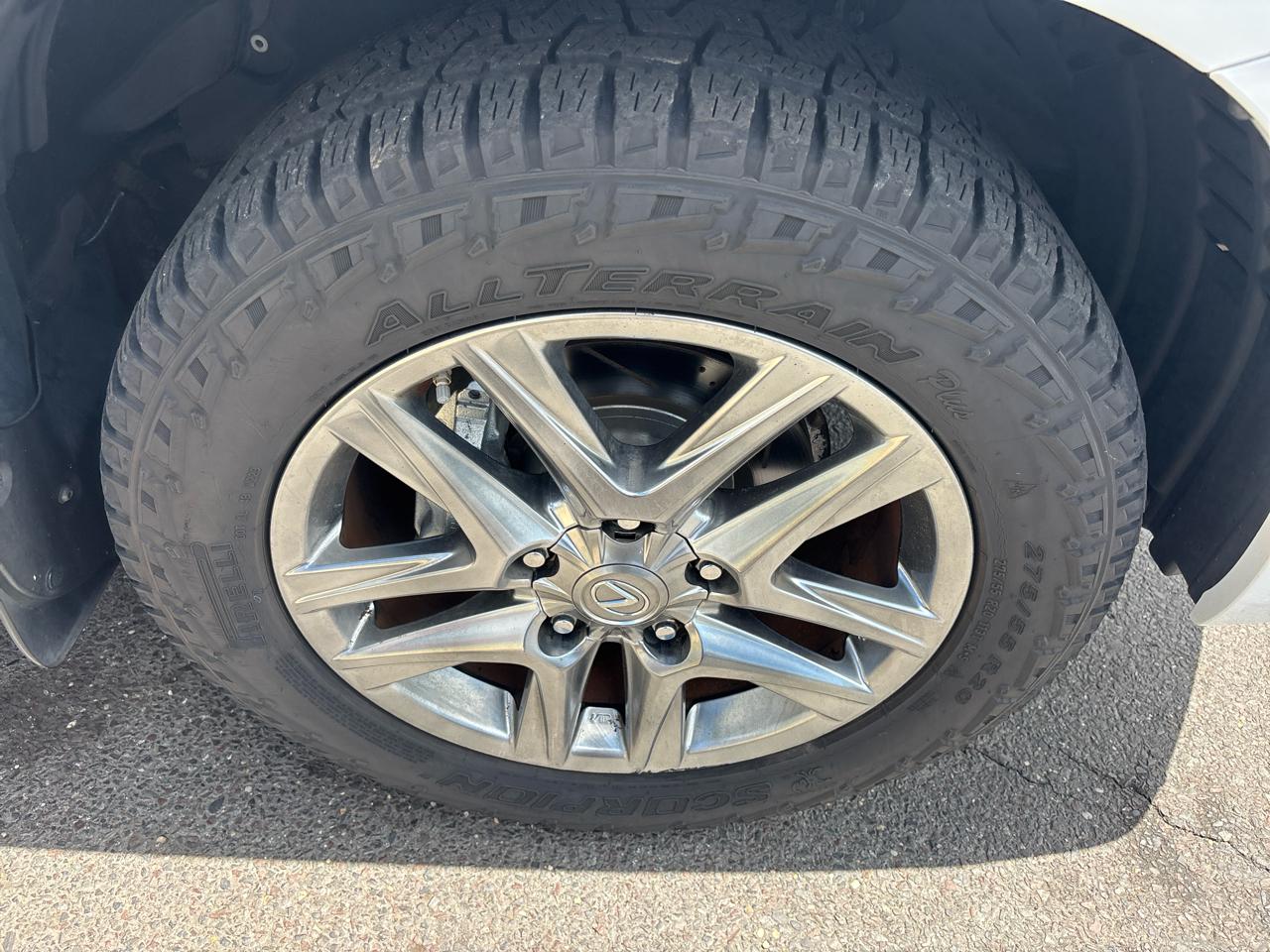 Lexus LX 570 4WD 4dr 2015