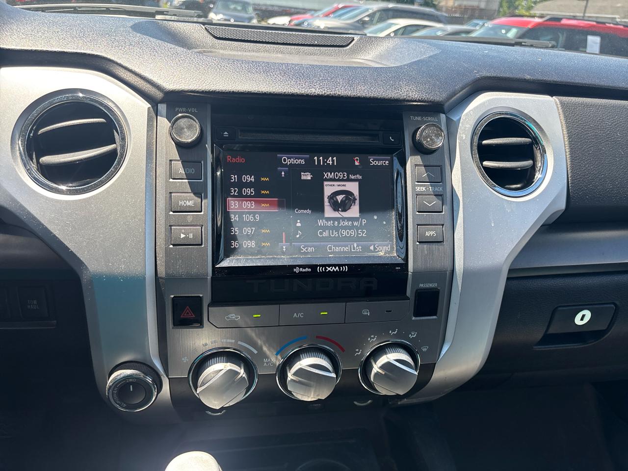 Toyota Tundra 4WD Truck Double Cab 5.7L V8 6-Spd AT SR5 (Natl) 2014