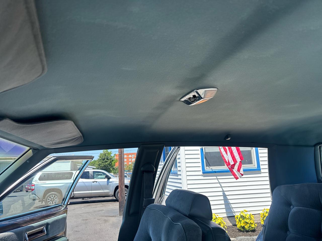 Oldsmobile 98 4dr Sedan Regency 1983