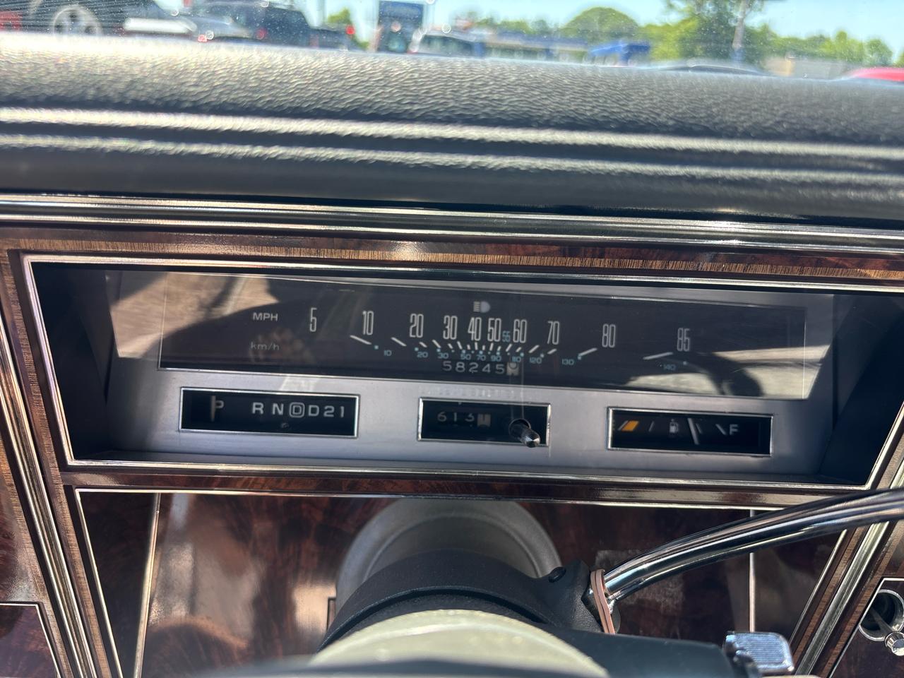 Oldsmobile 98 4dr Sedan Regency 1983