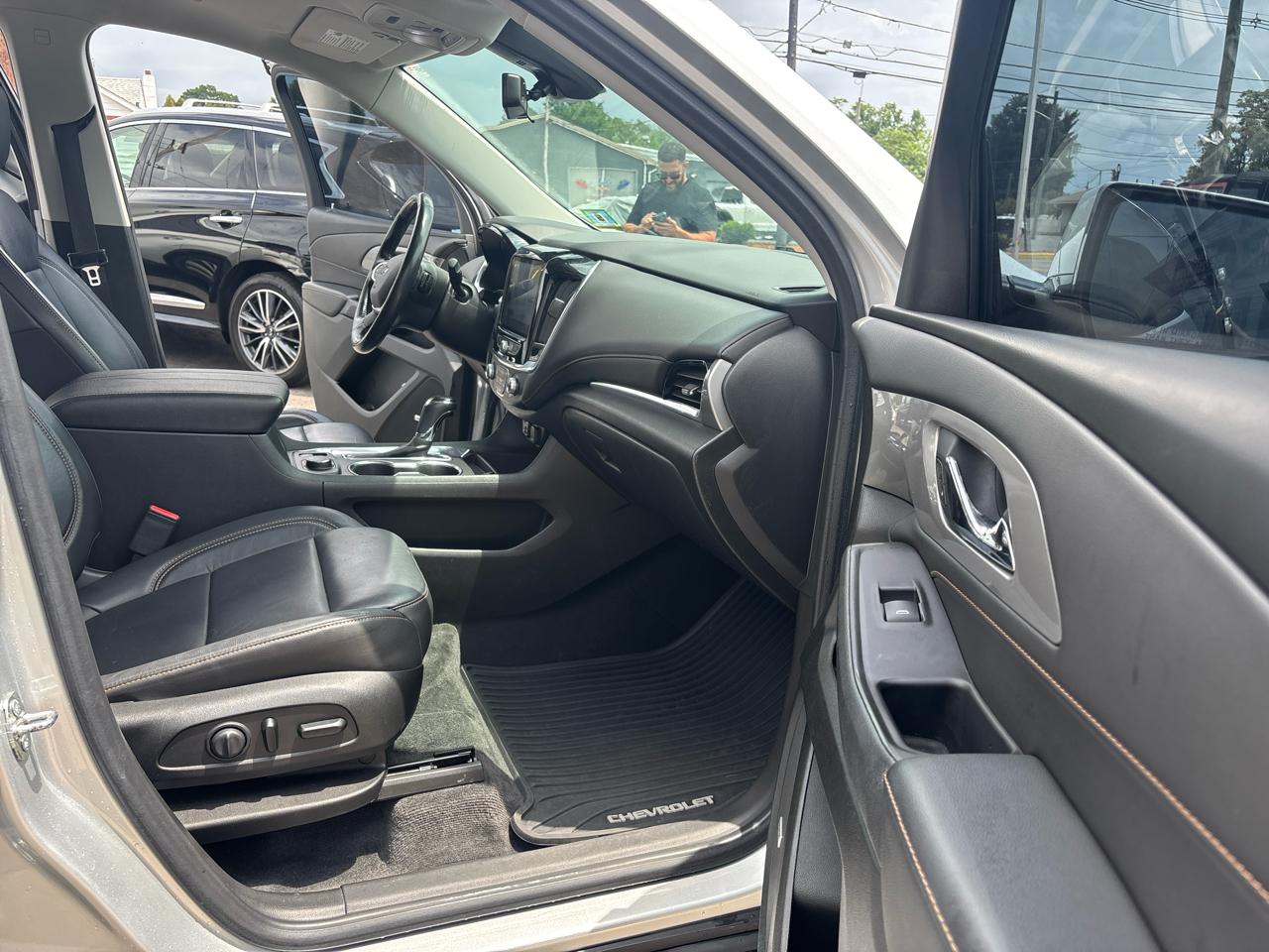 Chevrolet Traverse AWD 4dr RS 2020