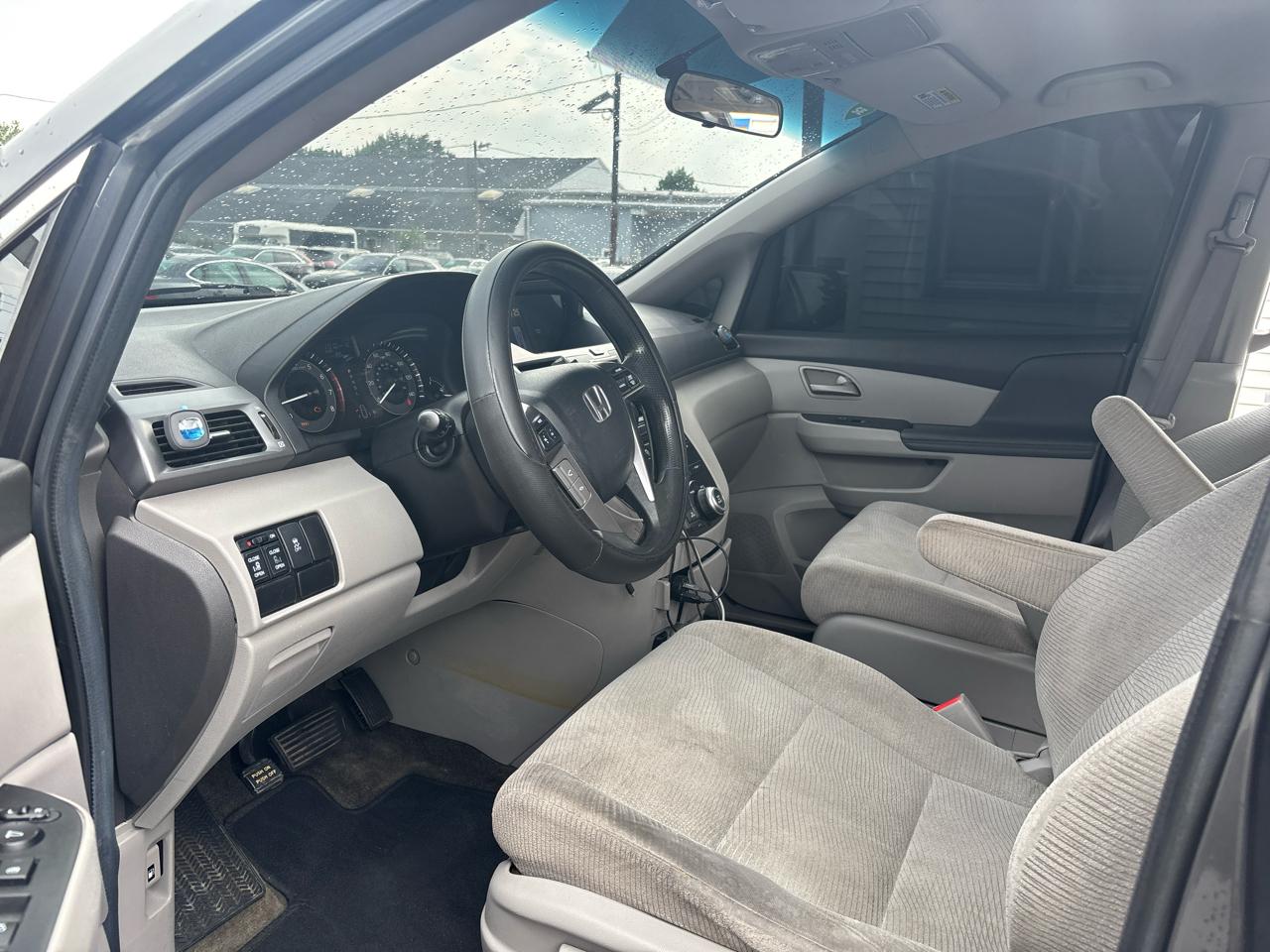 Honda Odyssey 5dr EX 2013