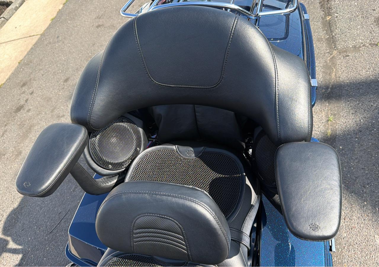 Harley-Davidson Road Glide  2013