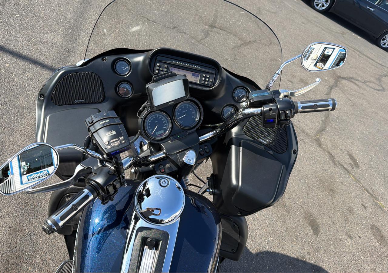 Harley-Davidson Road Glide  2013