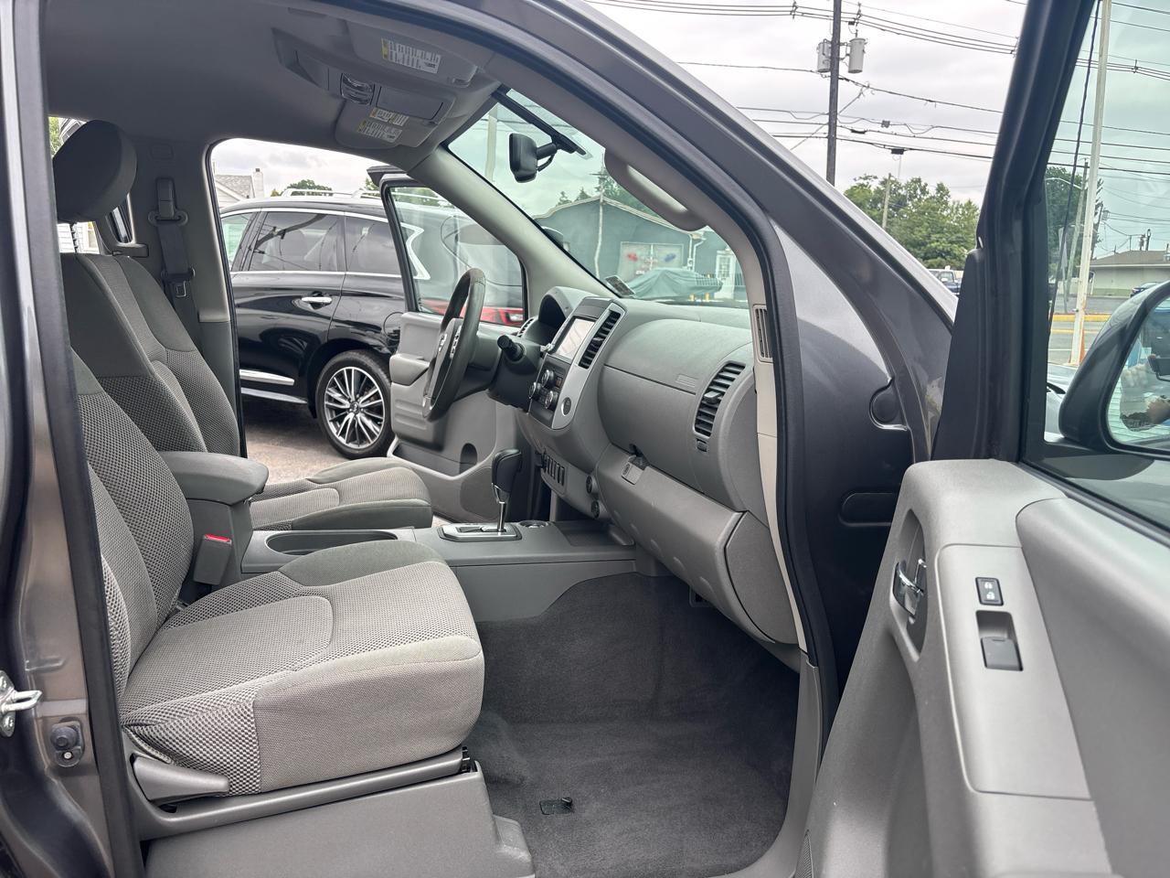 Nissan Frontier Crew Cab 4x4 SV Auto 2021