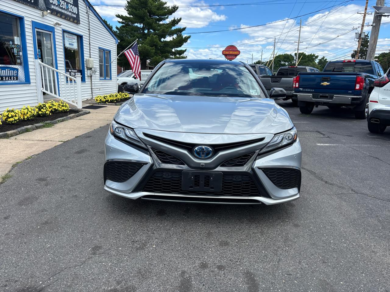 Toyota Camry Hybrid XSE CVT (Natl) 2023
