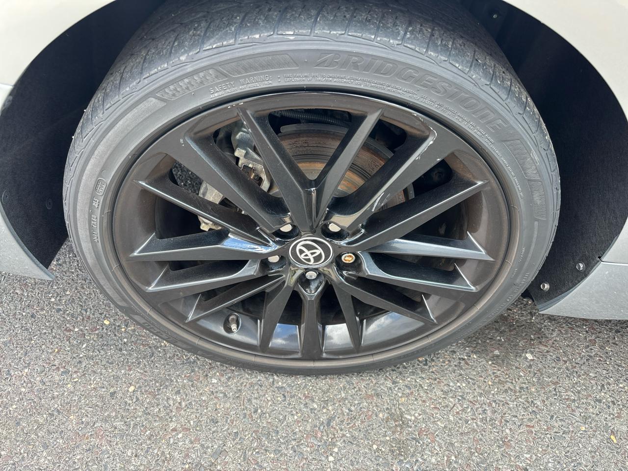Toyota Camry Hybrid XSE CVT (Natl) 2023