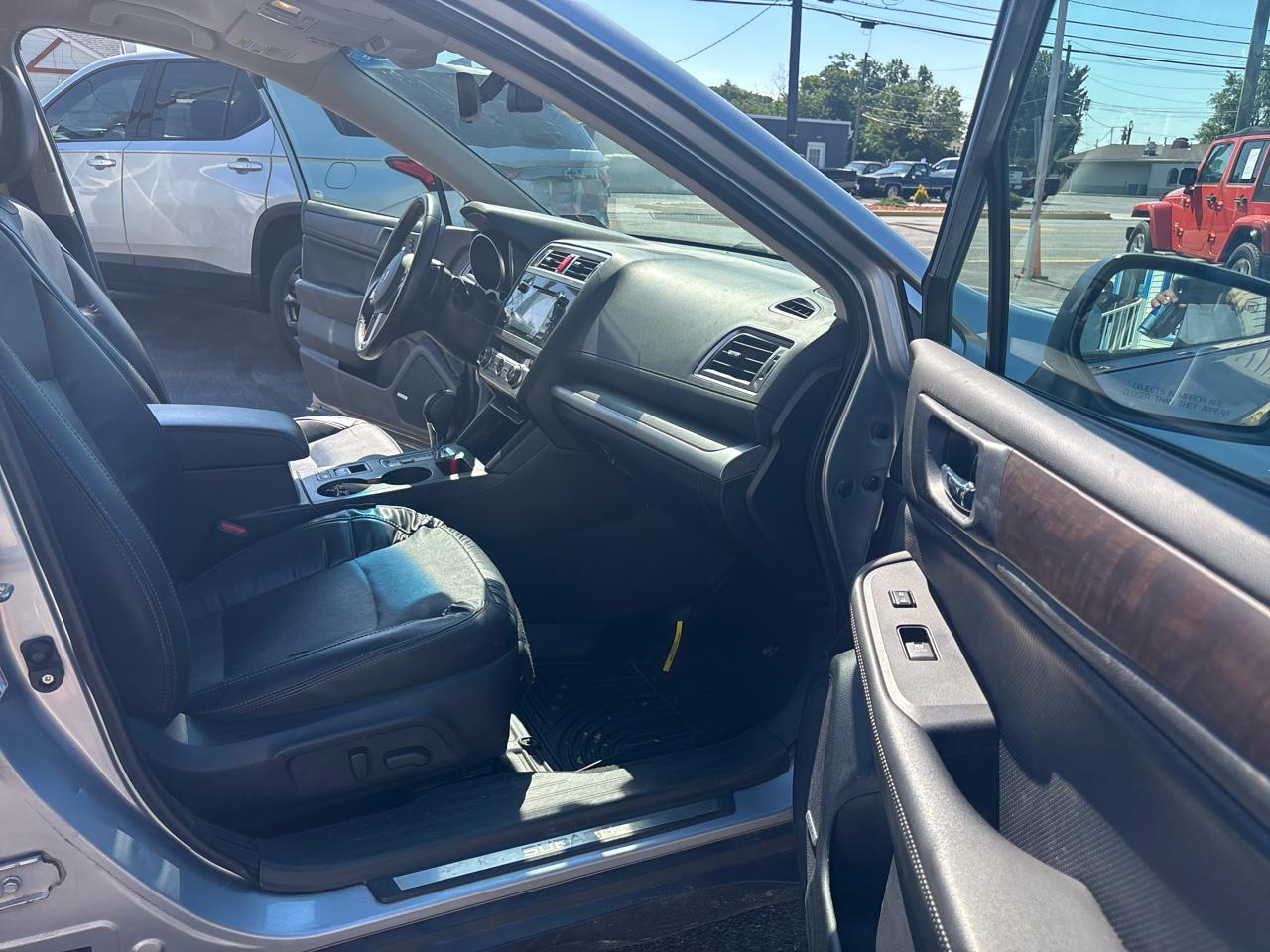 Subaru Outback 2.5i Limited 2017