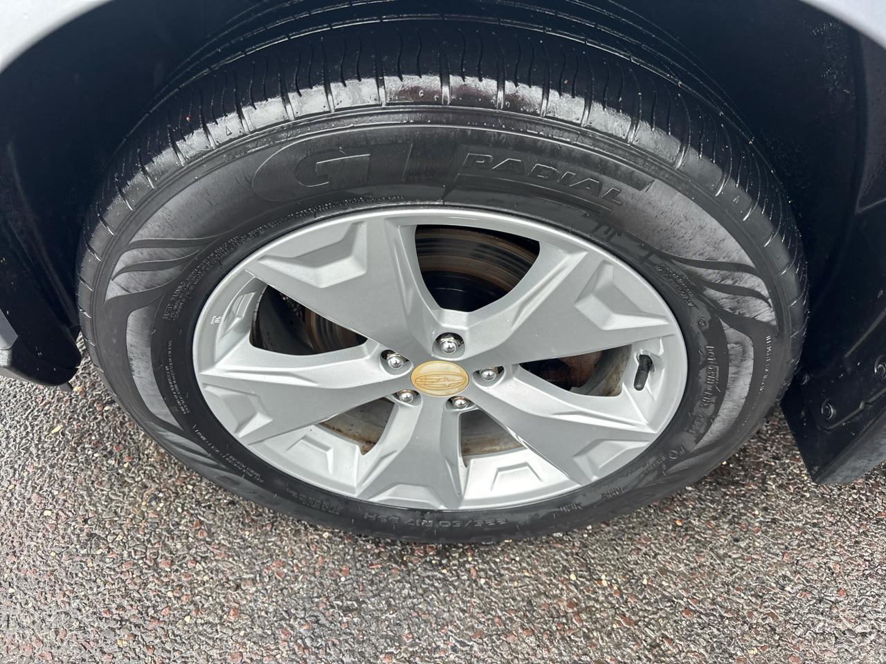 Subaru Forester 4dr CVT 2.5i Premium PZEV 2015