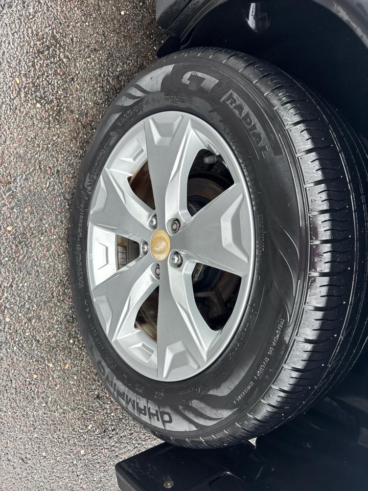 Subaru Forester 4dr CVT 2.5i Premium PZEV 2015