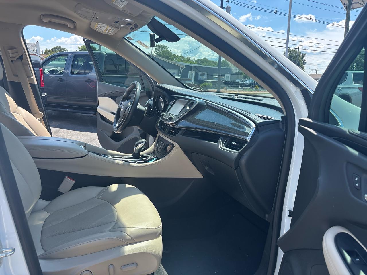 Buick Envision FWD 4dr Essence 2018