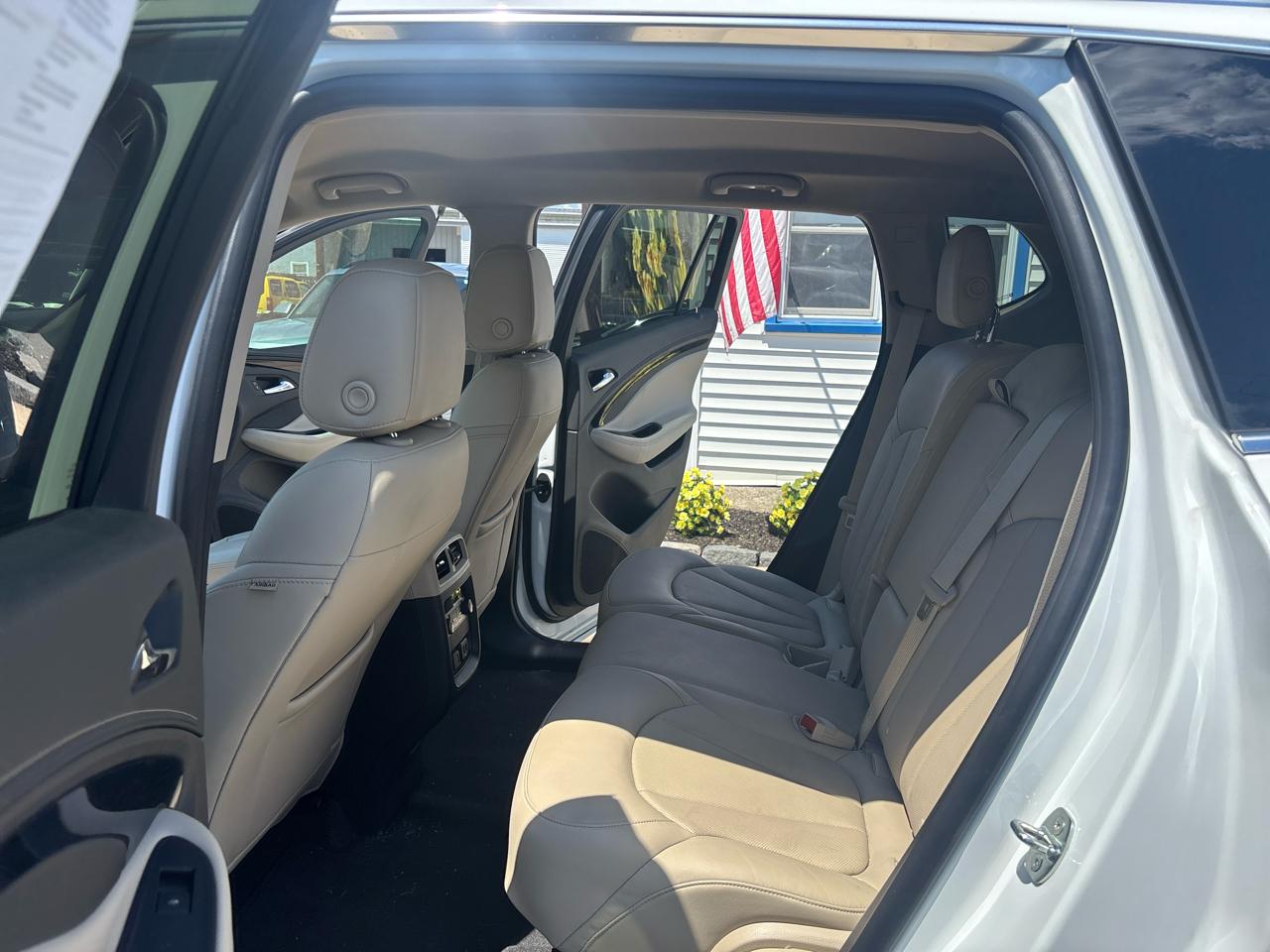 Buick Envision FWD 4dr Essence 2018