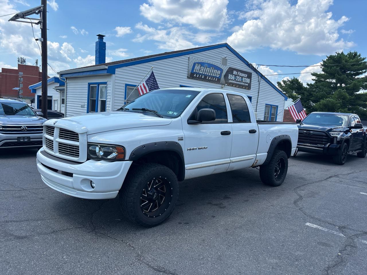 Dodge Ram 1500 4dr Quad Cab 140.5" WB 4WD SLT 2005