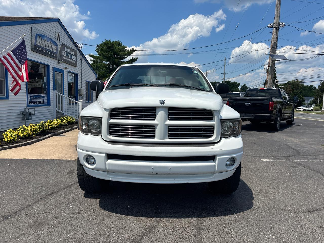 Dodge Ram 1500 4dr Quad Cab 140.5" WB 4WD SLT 2005