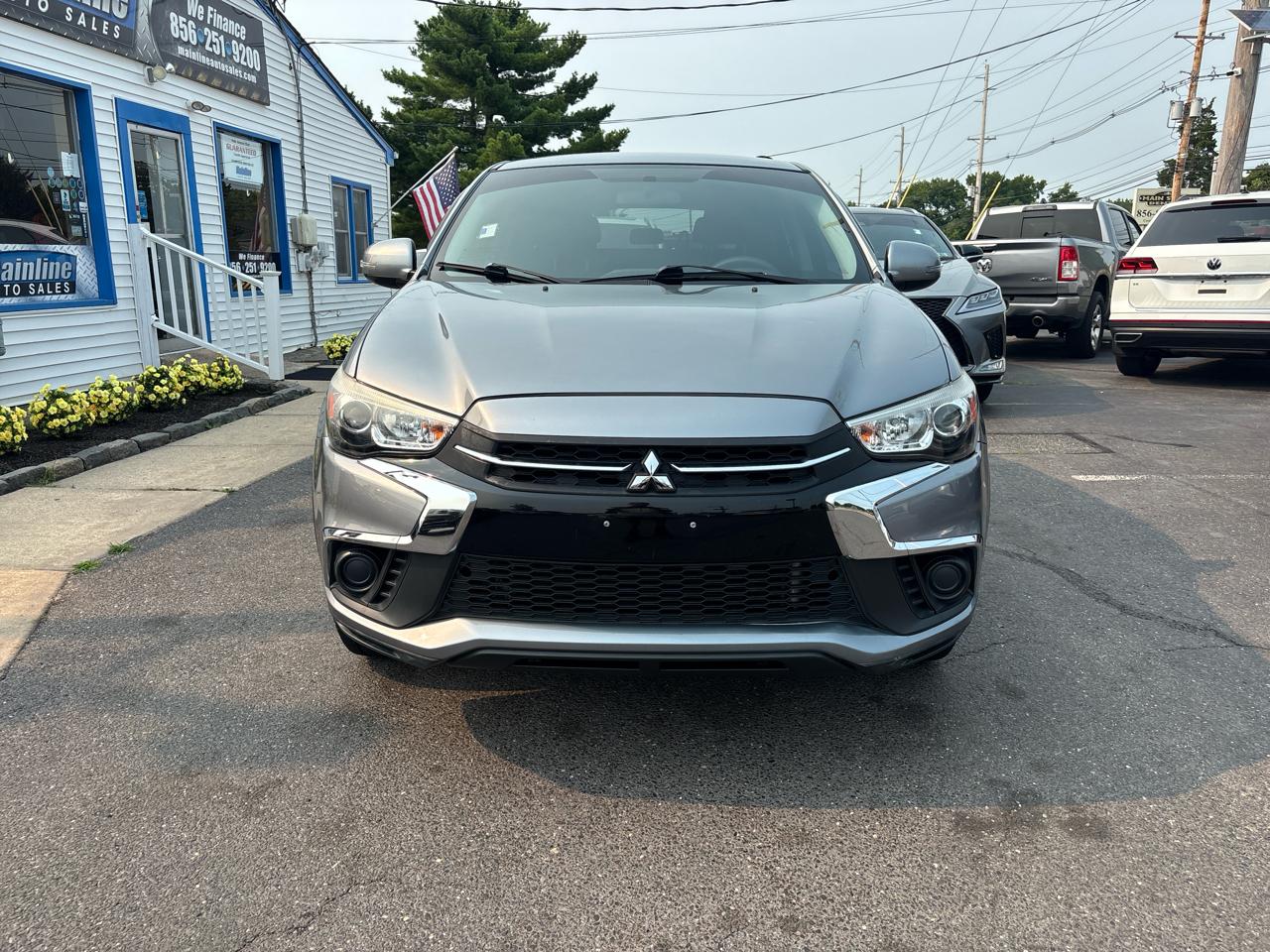 Mitsubishi Outlander Sport ES 2.0 CVT 2018