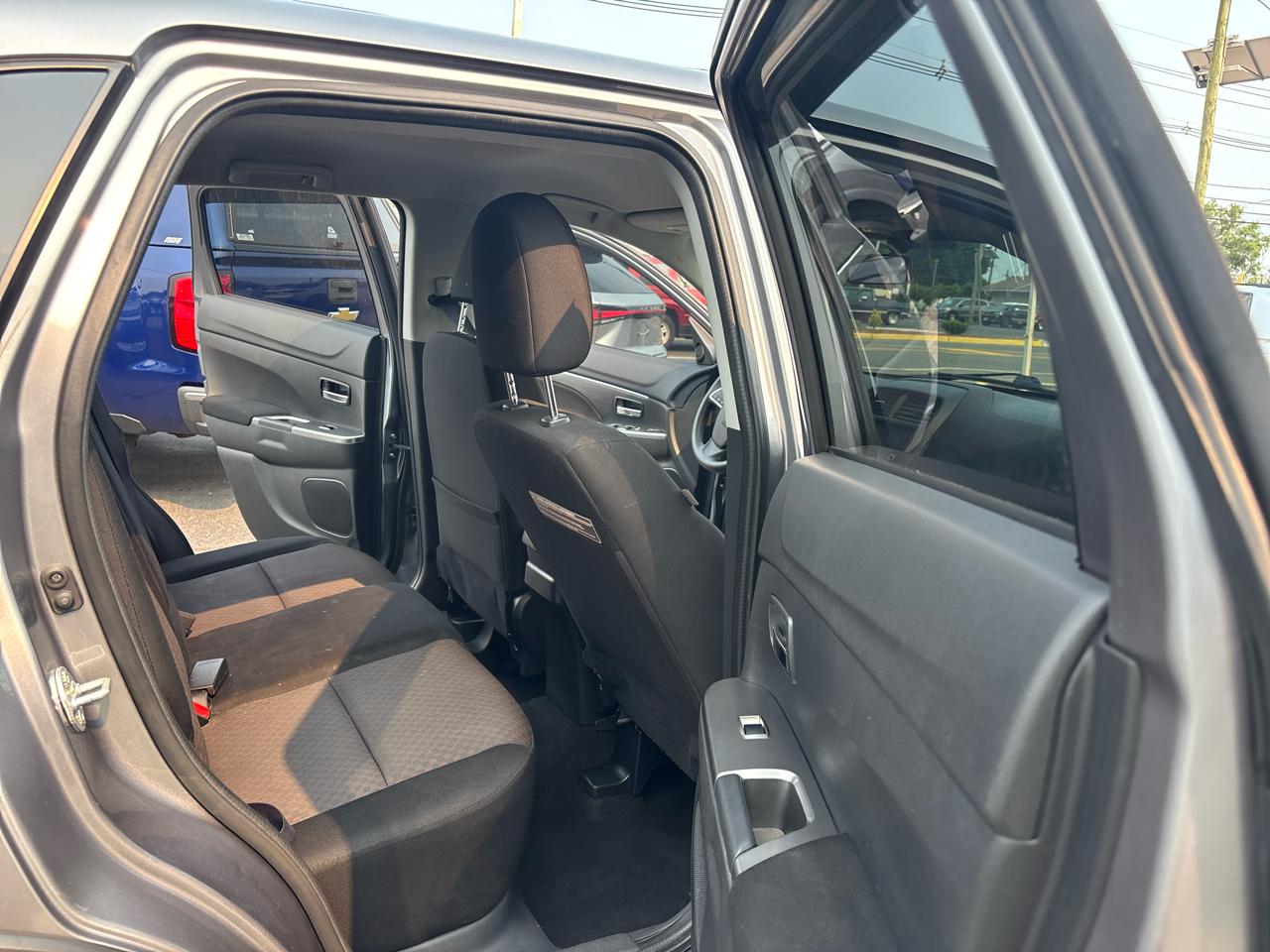 Mitsubishi Outlander Sport ES 2.0 CVT 2018