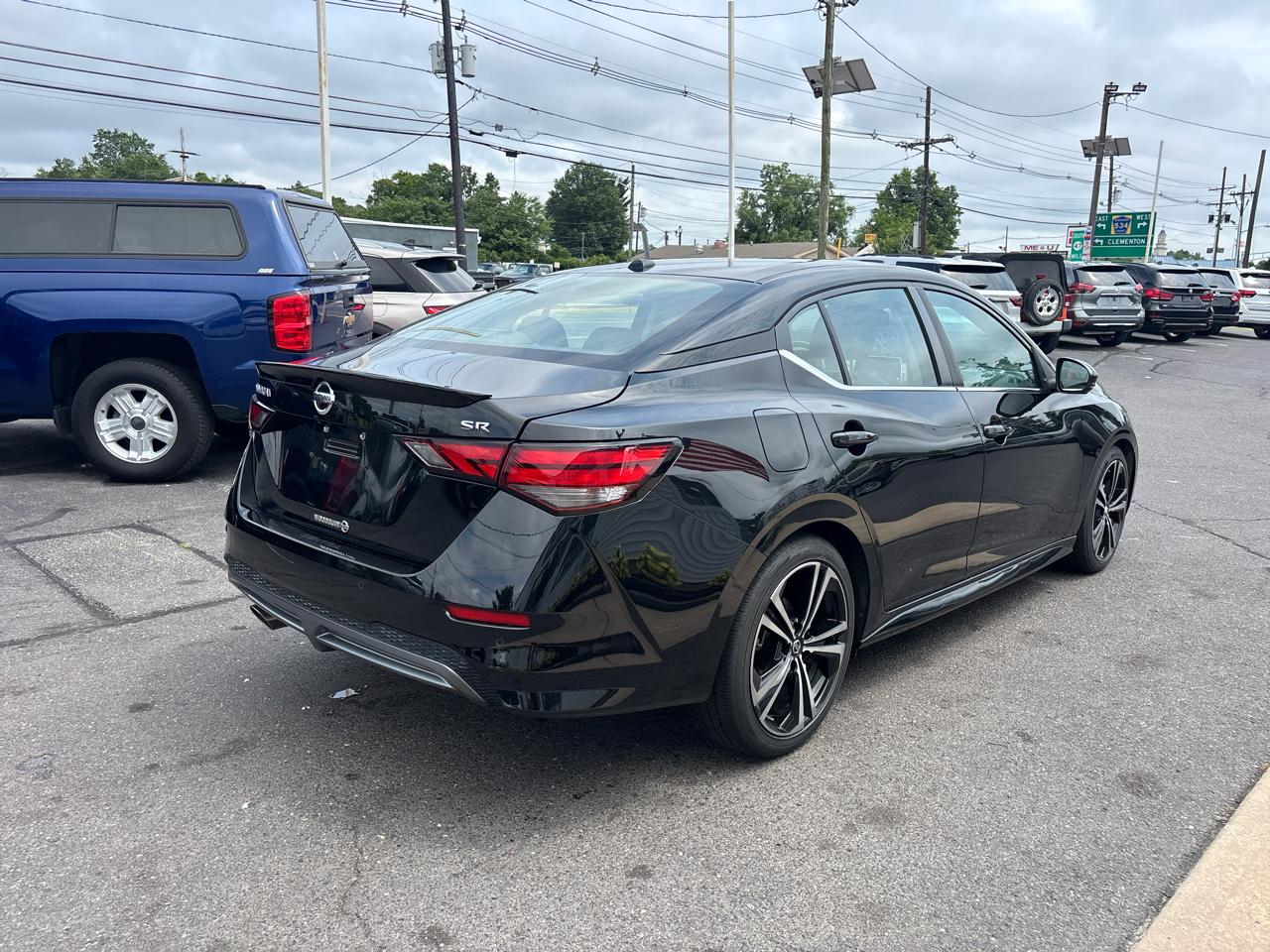 Nissan Sentra SR CVT 2020