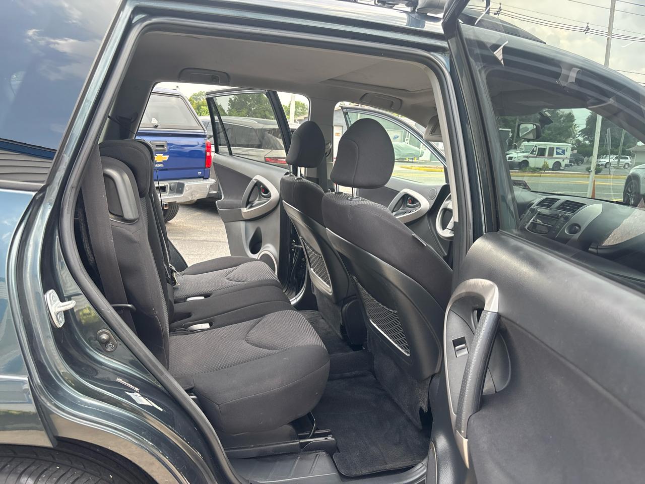Toyota RAV4 4WD 4dr 4-cyl 4-Spd AT Sport (Natl) 2008