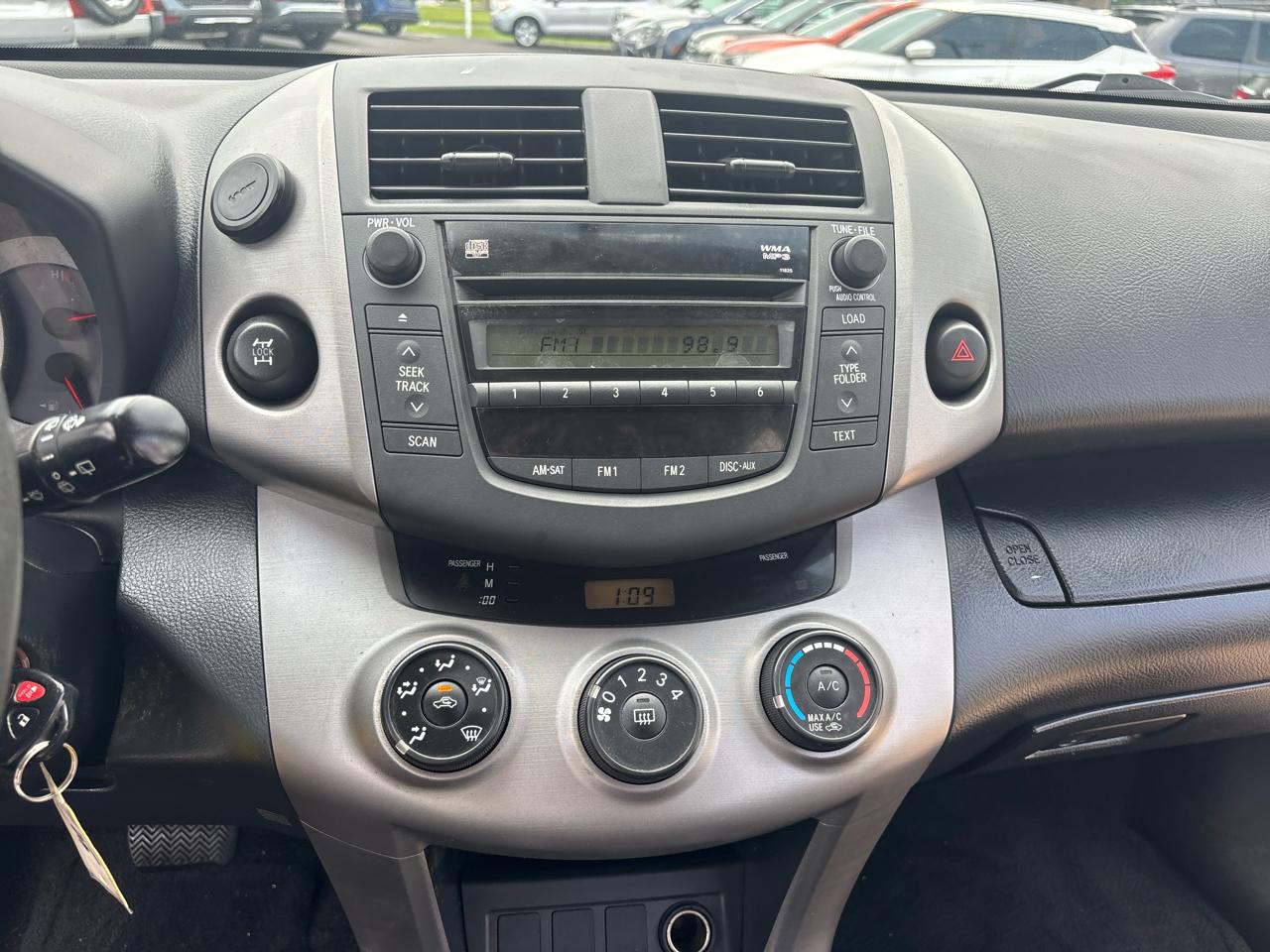 Toyota RAV4 4WD 4dr 4-cyl 4-Spd AT Sport (Natl) 2008