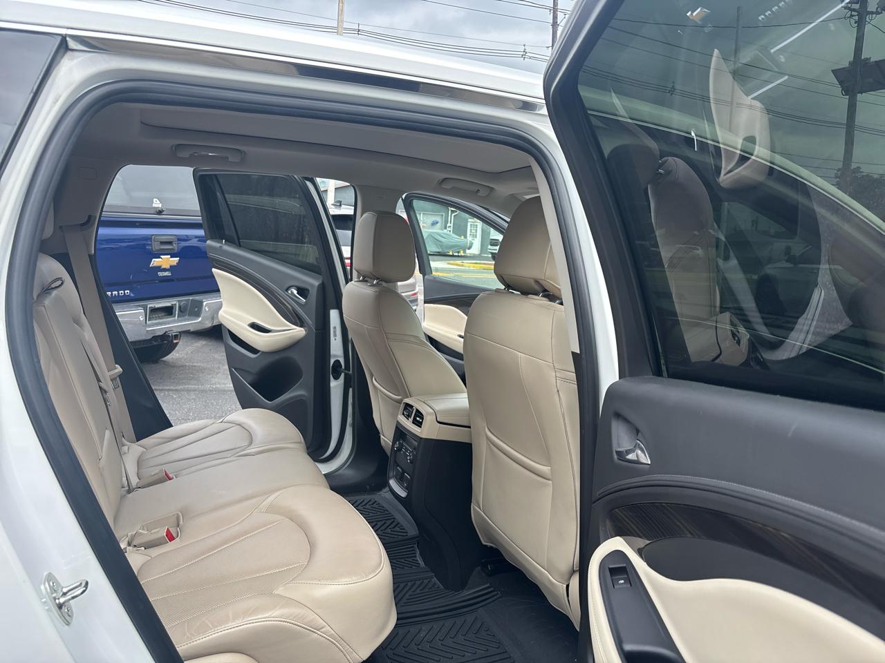 Buick Envision FWD 4dr Essence 2019
