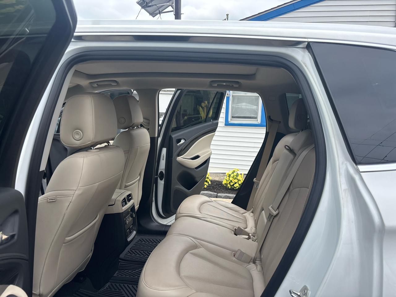 Buick Envision FWD 4dr Essence 2019