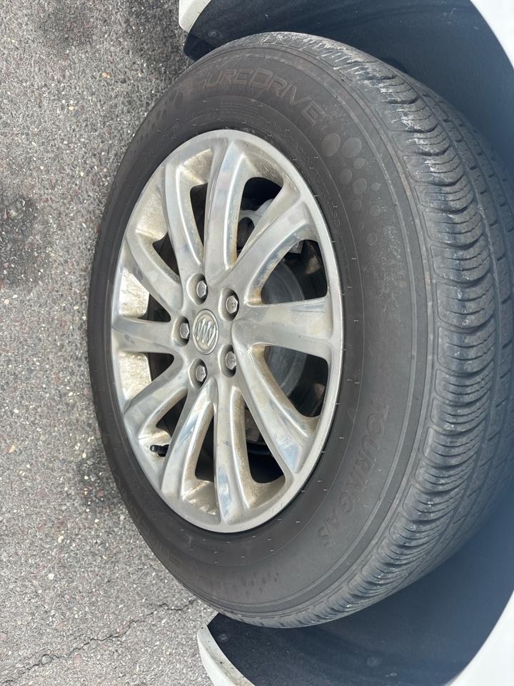 Buick Envision FWD 4dr Essence 2019