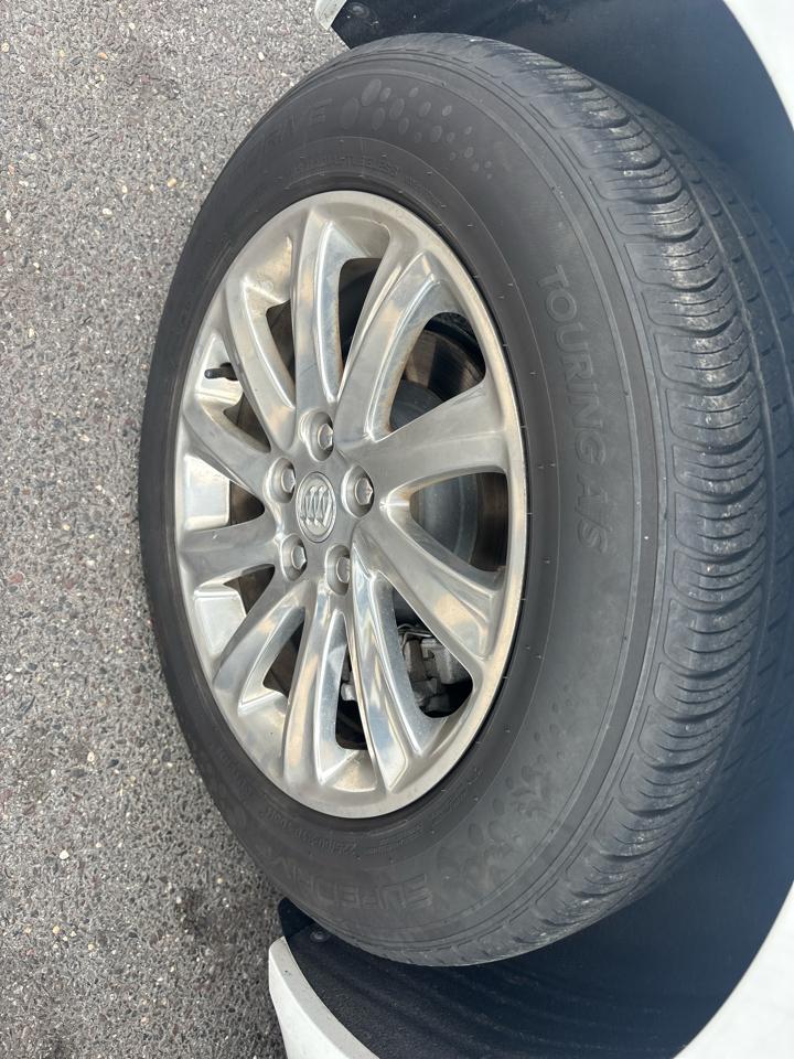 Buick Envision FWD 4dr Essence 2019