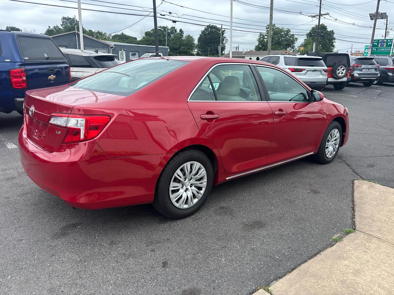 Toyota Camry 4dr Sdn I4 Auto SE Sport Limited Edition (Natl) 2012