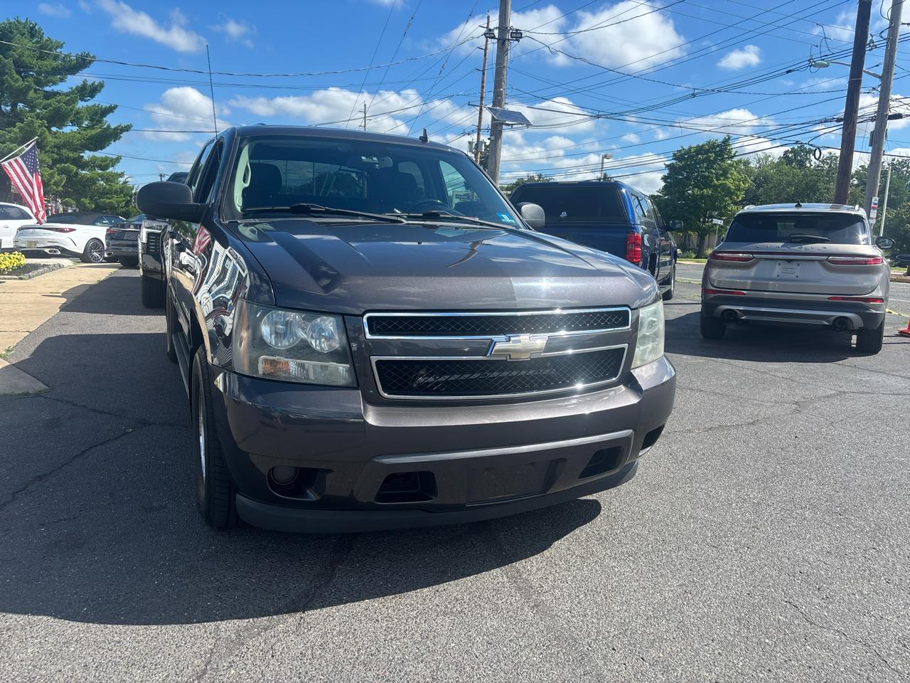 Chevrolet Avalanche 2WD Crew Cab LS 2010