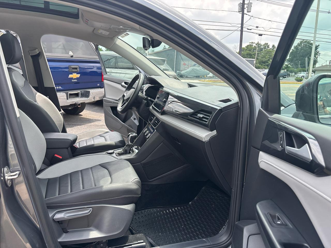Volkswagen Taos SEL 4MOTION 2023