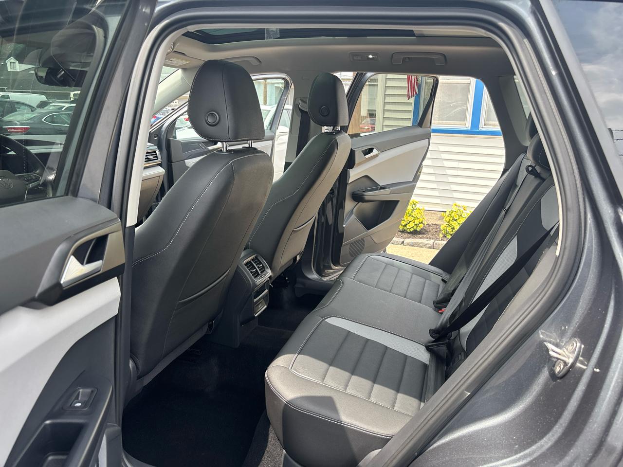 Volkswagen Taos SEL 4MOTION 2023