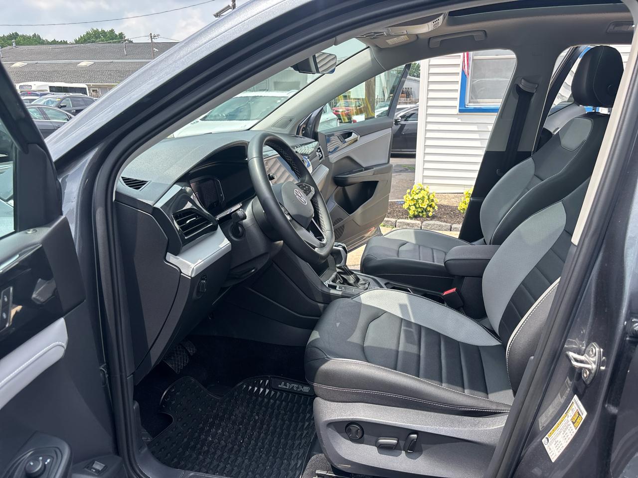 Volkswagen Taos SEL 4MOTION 2023
