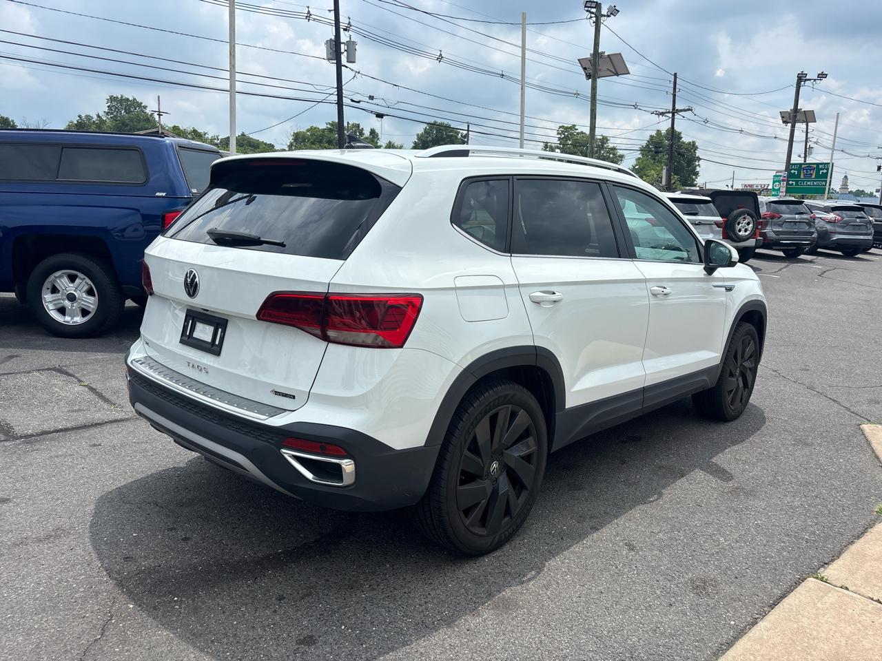 Volkswagen Taos SEL 4MOTION 2023