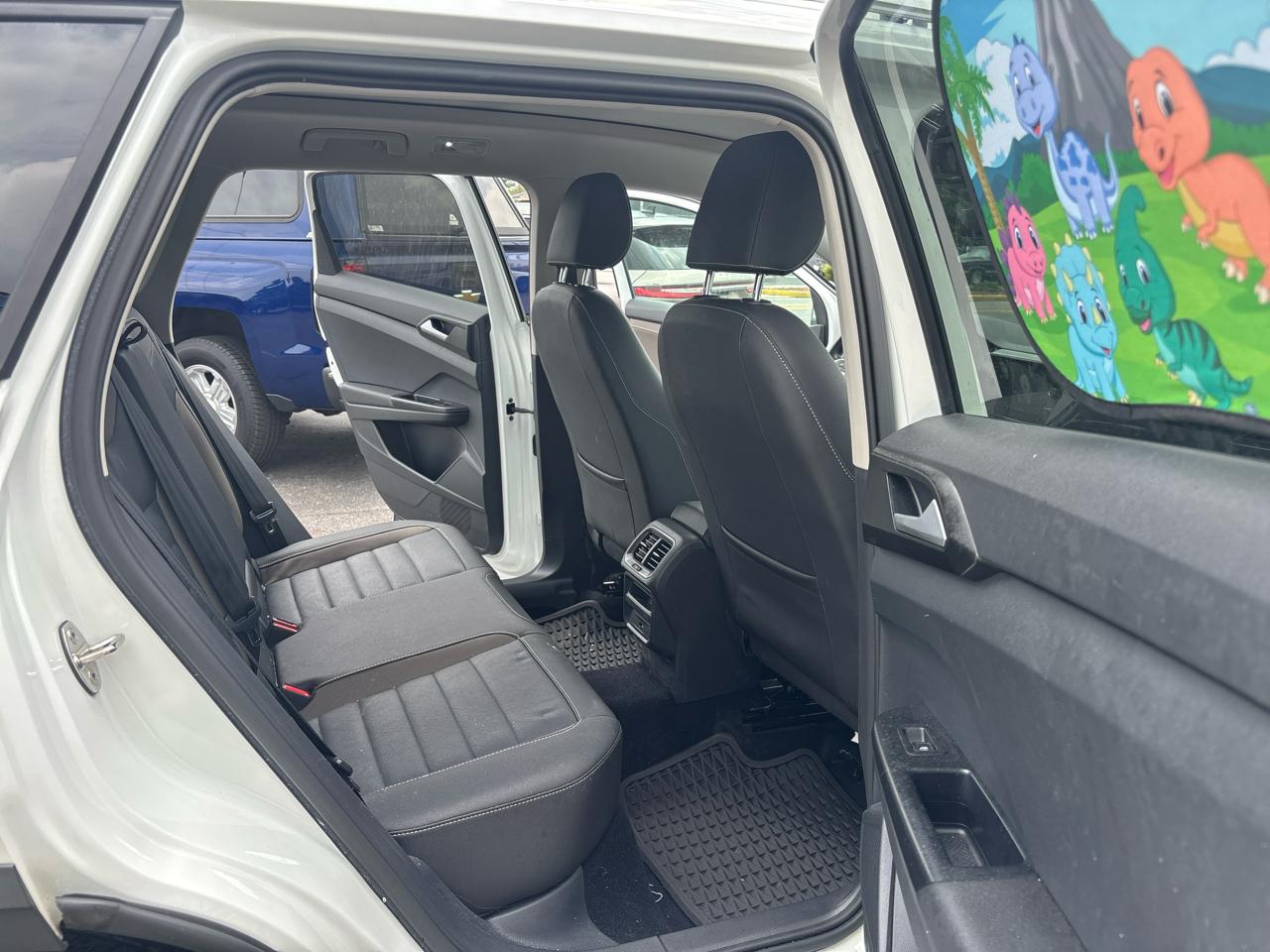 Volkswagen Taos SEL 4MOTION 2023