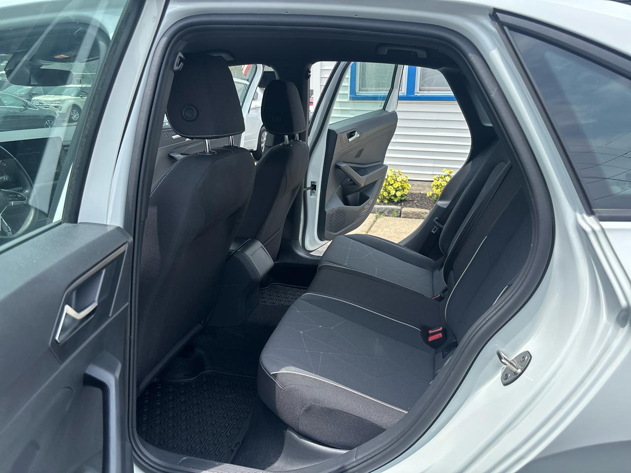 Volkswagen Jetta Sport Auto 2025