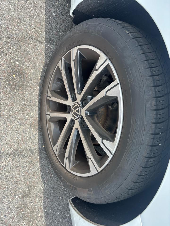 Volkswagen Jetta Sport Auto 2025