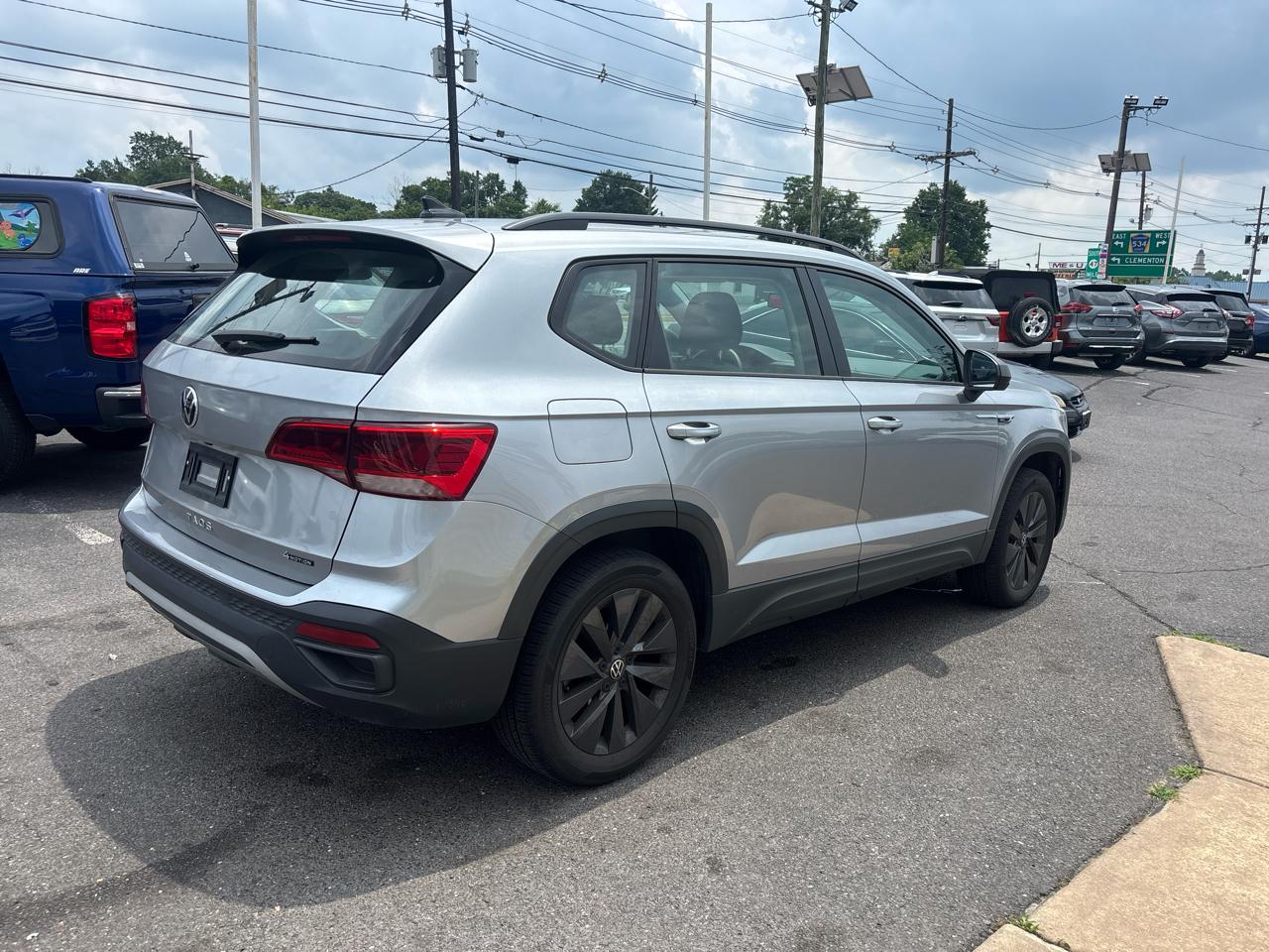Volkswagen Taos S 4MOTION 2022